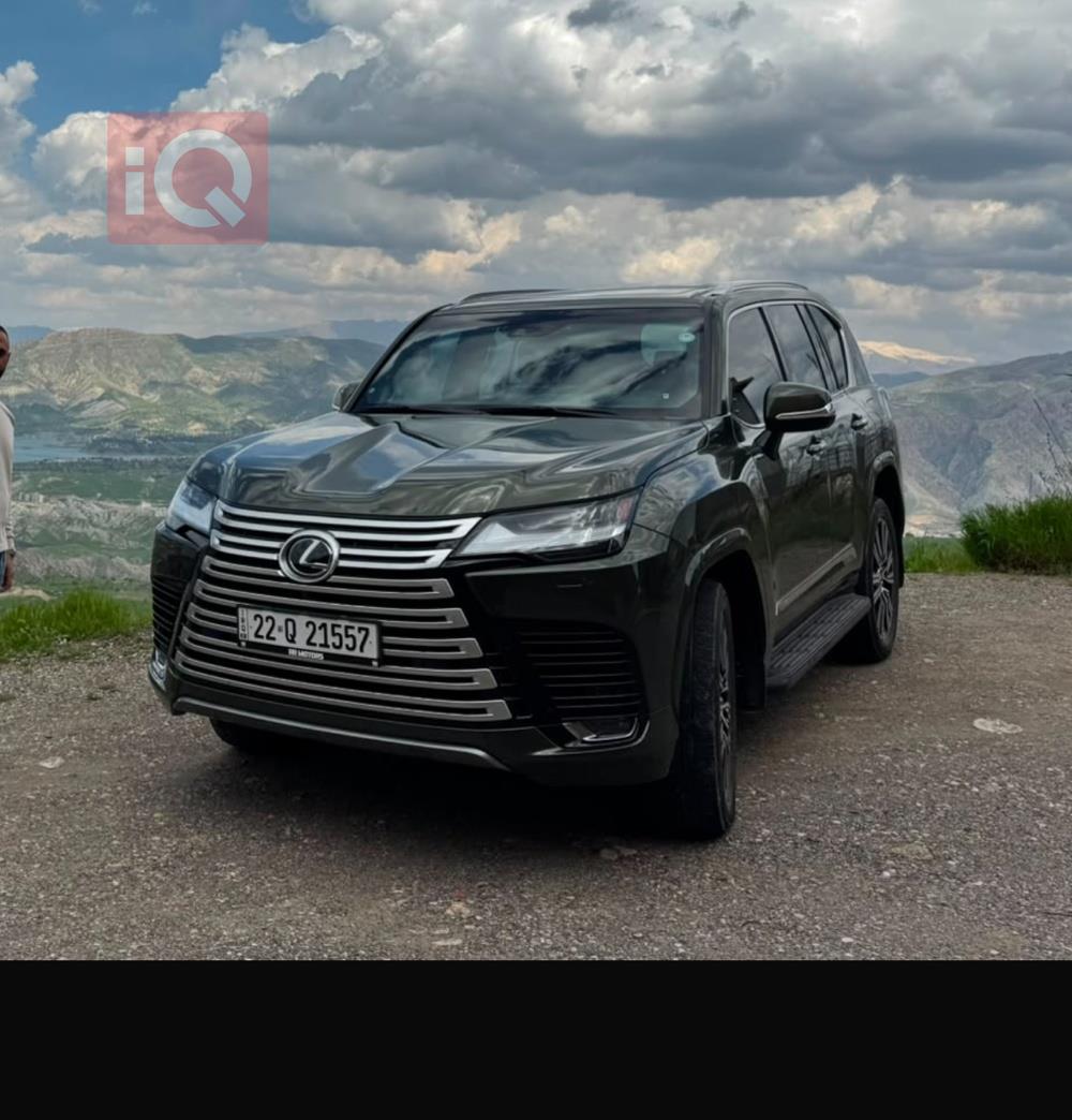 Lexus LX